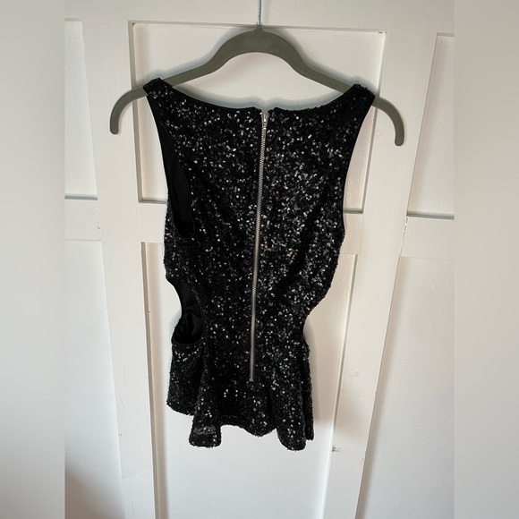 Forever 21 small Women’s peplum sequins black blouse side cut outs zip back EUC - Picture 8 of 11